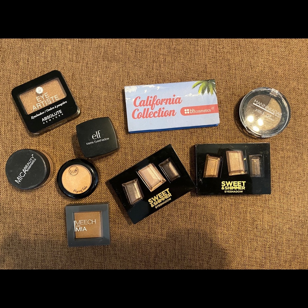Eye shadow bundle